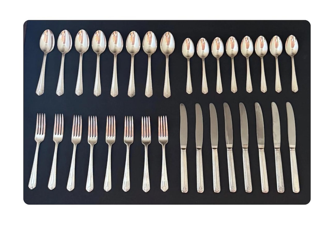 32 Piece Vintage Silverware Set Dream Silver Plate Flatware - Etsy