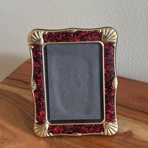 Vintage Red Black and Gold Mini Picture Frame Home Decor Small Photo Frame Gallery Wall Christmas Ornament