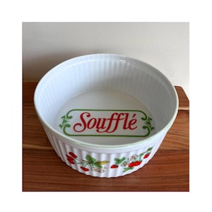 Vintage Strawberry Themed Soufflé Casserole Dish Bowl Farmhouse Cottage Home Decor