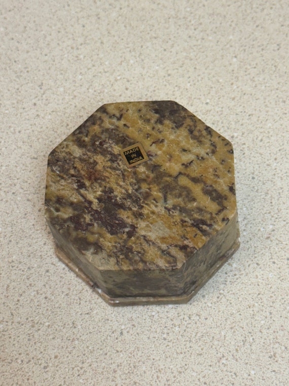 Vintage Marble Octagon with Mother of Pearl Inlay… - image 3