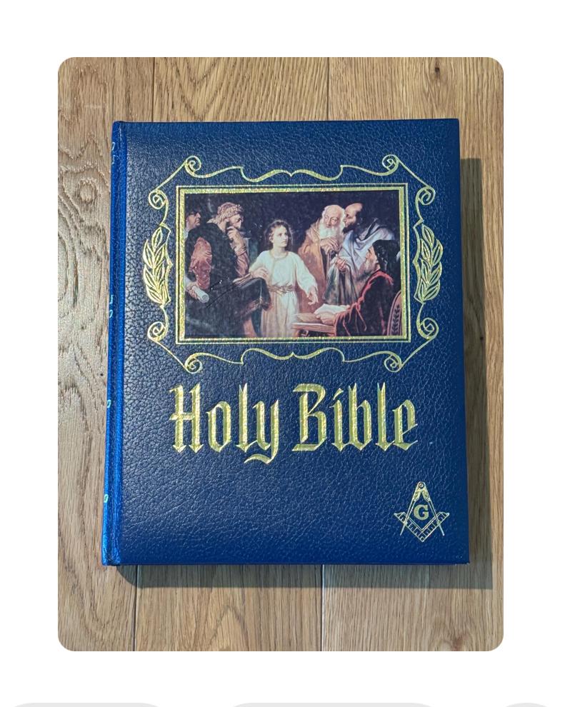 Large Vintage Holy Bible 1960s King James Heirloom Family Bible