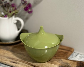 Vintage Melmac Sugar Dish w/ Lid Oneidaware Deluxe Avocado Green 1960’s Kitchenware Spare Change Holder Dish Great Desk Nightstand Storage