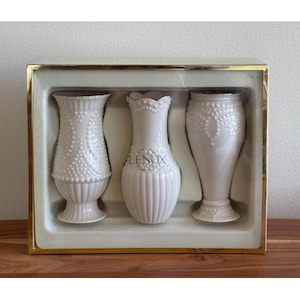 Lenox Beaded Ivory Bud Vase Set of 3 Vases with 24K Gold Trim