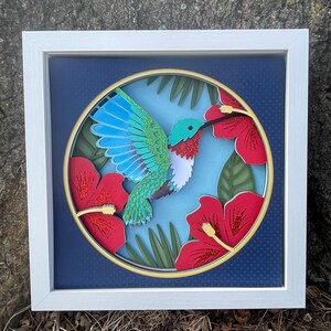 9"x 9" 3D Hummingbird shadow box/picture image 1