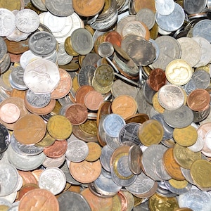 One (1) Pound Mixed Lot of Foreign World International Coins From All Over