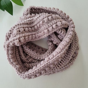 Easy crochet scarf pattern, kid, adult sizes Infinity scarf crochet pattern Easy crochet infinity scarf pattern image 2