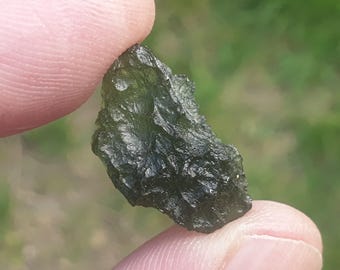 Genuine Tektite Moldavite Czech Republic 2.10g green glass meteorite impact Tectite impactite crater ries Czech Republic very rare