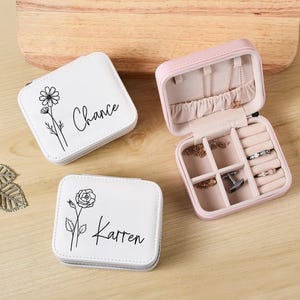 Portagioie da viaggio personalizzato, piccolo organizer quadrato per orecchini, scatola regalo per damigella d'onore per sorella, portagioie da viaggio, regali personalizzati per lei