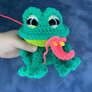 Cute Frog Crochet Pattern PDF – Easy Amigurumi Frog Tutorial – DIY Frog Toy Gift Idea – Digital Download for Frog Lovers & Crafters