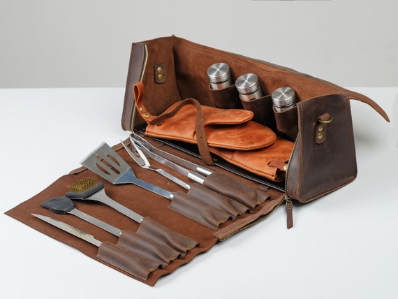 Gift for him dad men, outdoor cooking, Bbq storage bag, personalized gifts, Leather grill bag, Leathet tool roll