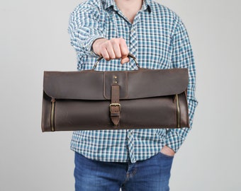 Engraved Leather Grill Bag, Personalized BBQ Carrier, Father's Day Special, Camping Cook Set, Unique Tailgating Accessory