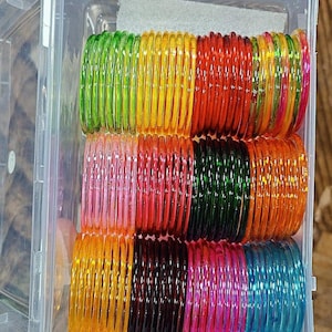 Armringar i geléglas | 12 färger, storlekar 2,2-2,8, trendiga brudsmycken