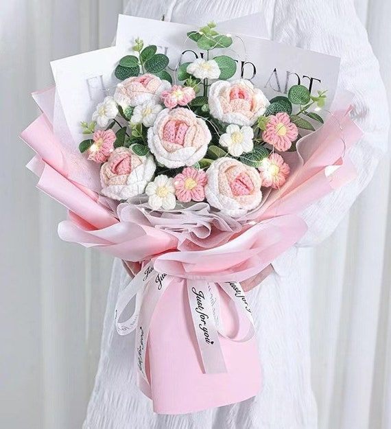 手作りかぎ針編みのバラの花束：ユニークな花のギフト - Etsy 日本