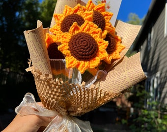Handmade knitted Sunflower, Crochet Sunflower Bouquet, Mother’s Day gift Birthday Gift,Gift for her, mom, friends,parents, anniversary gif