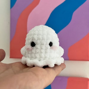 Crochet Mini Ghost