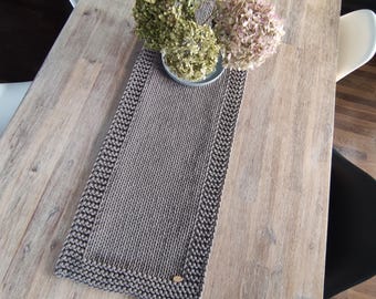 Beginner Knit Table Runner Pattern: Farmhouse Autumn Decor (PDF Download)