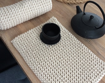 Knitted Placemat Pattern: Easy Knit Table Decor – Beginner Friendly Modern Home Mat (PDF Download)