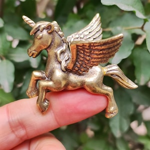 Mini Messing geflügelte Pferd fliegen Pegasus Gott griechische Mythologie Statue Skulptur, Kupfer Finish Messing Glück fliegende Flügel Galopp Pferd Kunst Figur
