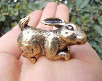 Ontvang 2 stuks Vtgbrasslover Vtg Vintage stijl messing konijn Standbeelden klein ornament konijn standbeelden figuur mini speelgoed cadeau FengShui decor