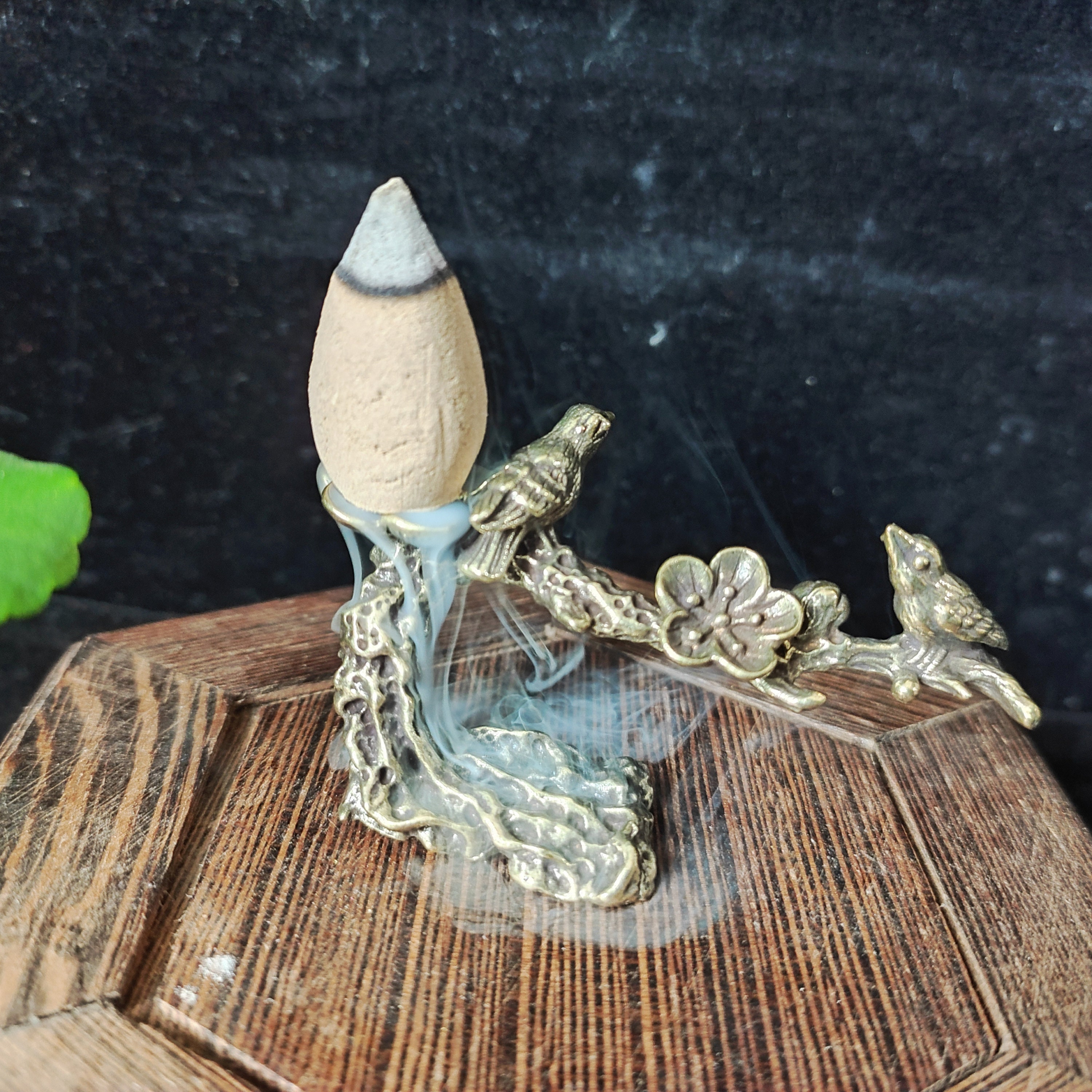 Miniature Plum Blossom Magpie Backflow Incense Burner Model