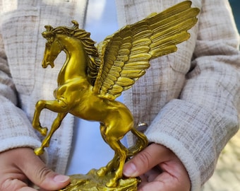 Small Copper Winged Horse Flying Pegasus God Greek Mythology Statue Sculpture,  Lucky Flying Wings Gallop Horse Victorian Gothic Halloween