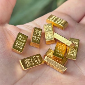 10 pieces Mini Solid Alloy Gold Ingot Figurine – Desk Decoration, Home Ornament and  Kids Gift