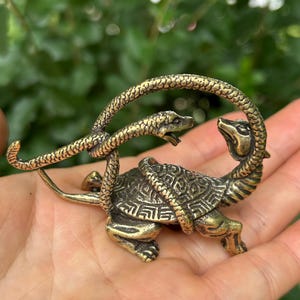 Mini Brass Tortoise Fight with Snake Xuanwu Great Beast God Statue,Chinese Ancient FengShui Dragon turtle snake Collectible Table Decor