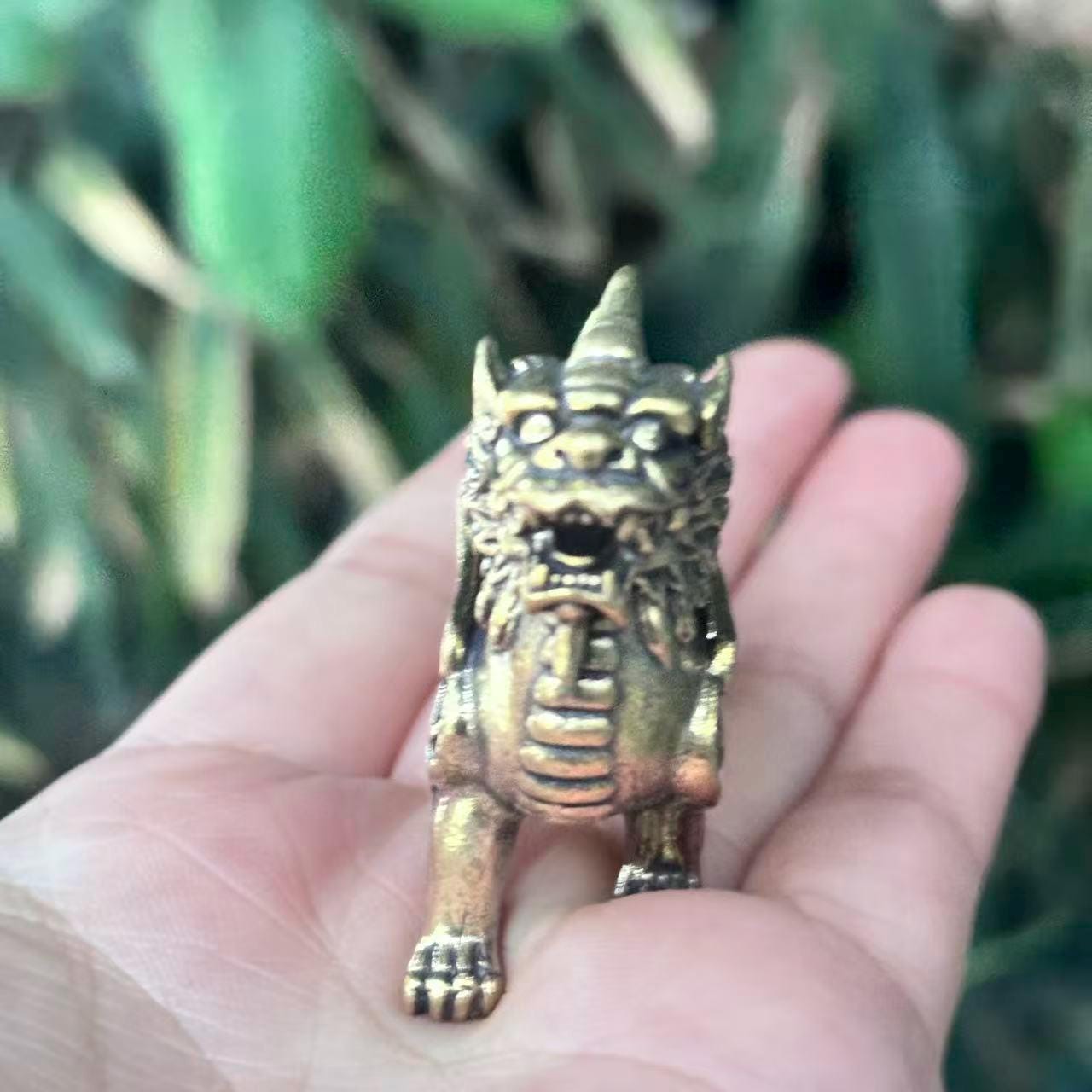 銅製の Pi Xiu 置物 コレクター向け 風水 装飾 中国美術 装飾品 - Etsy