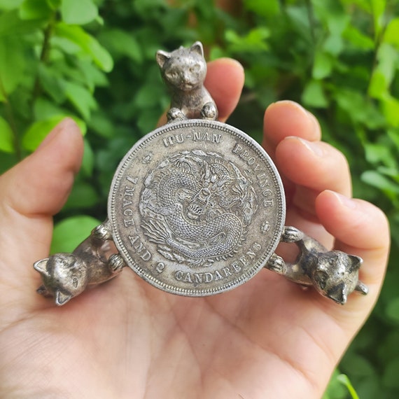 ヴィンテージ銅製キャンドルホルダー、3匹の子猫の置物、キャンドル