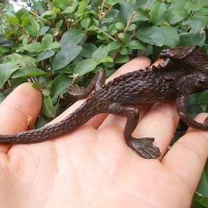 fr837 Lizard Sculpture Solid Copper Ornament, Animal Figurine for Home Office Garden Desktop Decor Realistic Retro dragon reptiles Figure