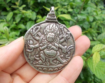 Vintage Bodhisattva Buddha Pendant Necklace chain Spiritual HIGH QUALITY Silver & Gold Charms Link Chain Buddhist ward off evil spirits Zen