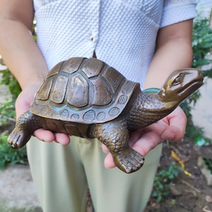 Vintage Brass Turtle Statue, Copper Collectibles Figures for Home Retro Decor ,Longevity Tortoise Feng Shui Ornament Symbol of Peace fr9352