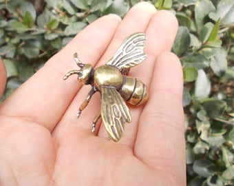 Get 2 Vtgbrasslover Vtg Vintage style brass honeybee statue ,animal honeybee figure decorations paperweight Key buckle gift FengShui wealth