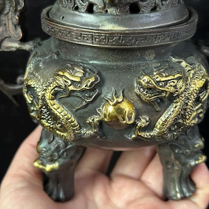 Antiqued Bronze Copper Chinese Dragon relief Incense Burner Holder with Foo Dog Lion Lid Home Decoration,Censer burner folk dragon pattern