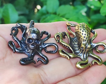 Miniature Brass Octopus Figurine Model Ornament Retro Sea Animal Statue Home Table Decoration Solid Metal Ornament, Mini Octopus Sculpture