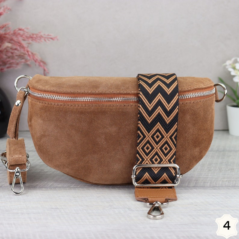 Sac en daim marron avec bretelles à motifs, sac banane en cuir suédé pour femme, sac crossbody en daim, sac à bandoulière en cuir image 6