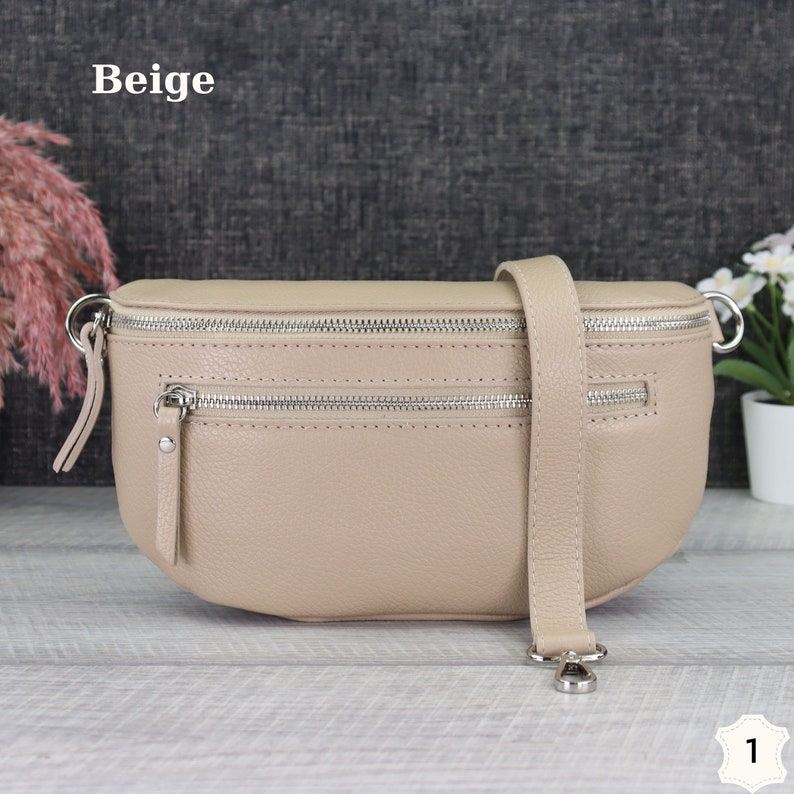 Beige leather women's bum bag with patterned strap, women's shoulder bag with extra zipper pockets, girlfriend gift, belt bag 1-Kein Zweiter Gurt