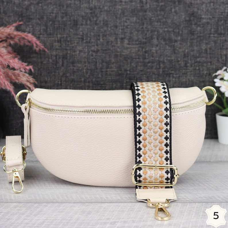 Bauchtasche Damen Creme Leder mit Gold Reißverschluss, Umhängetasche Leder Gold mit Gemustertem Riemen, Crossbody Tasche Gold Breiter Gurt Creme-5