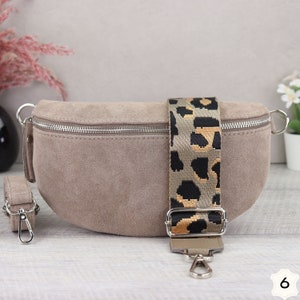 Wildledertasche Taupe mit Gemusterten Riemen, Wildleder Leder Bauchtasche für Frauen, Crossbody Tasche Wildleder, Leder Schultertasche Bild 8