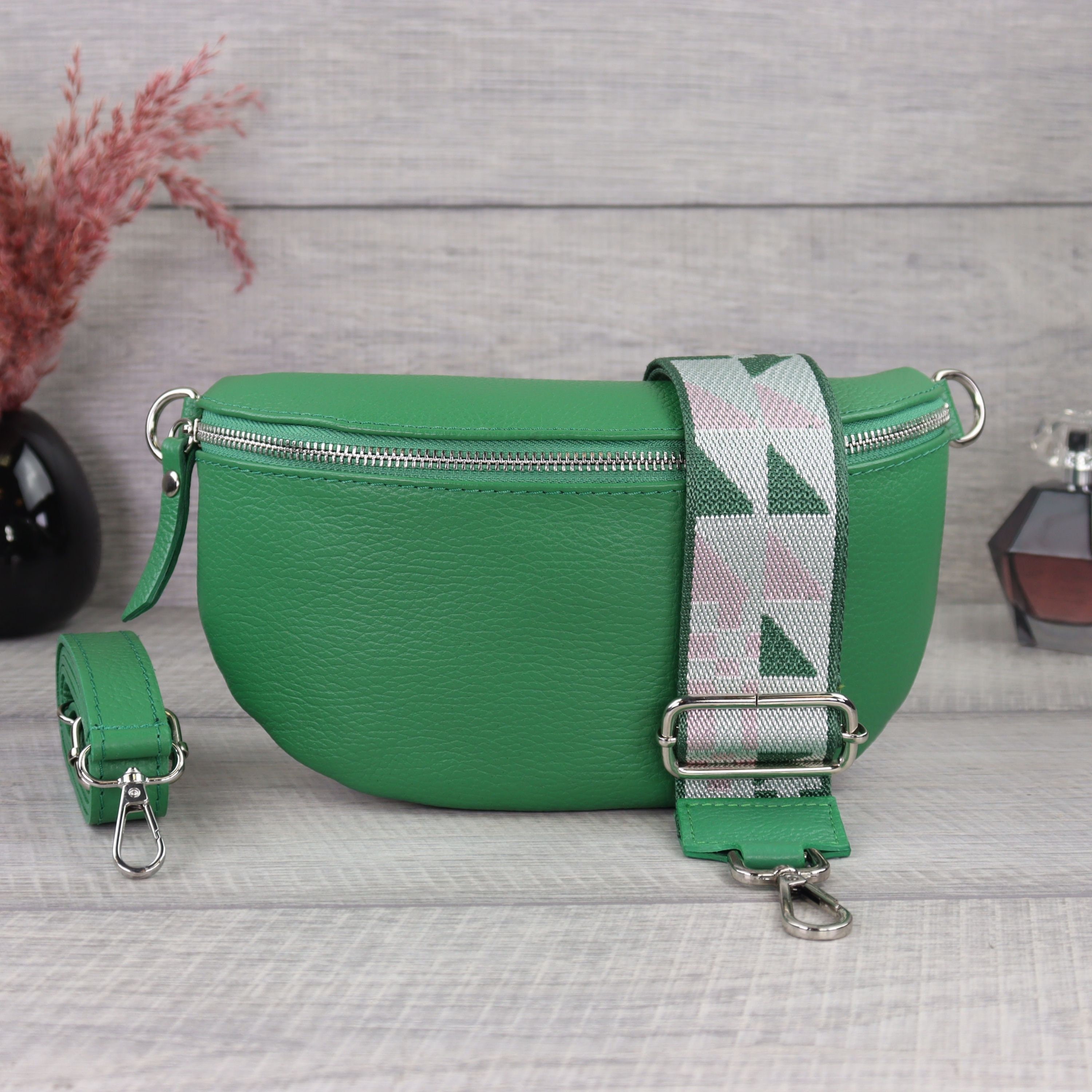 BsBsBest Marsupio Donna Leggero A Tracolla - Borse Piccole Da Viaggio In Poliestere Verde Chiaro - 19x12x7 Cm - Multitasche Antifurto - 2