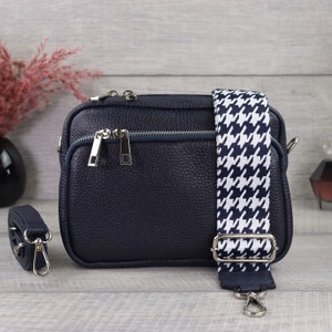 Bauchtasche Navy Leder für Damen, Leder Umhängetasche mit Riemen, Schultertasche mit Breitem Wechselgurt, Geburtstagsgeschenke Bild 1