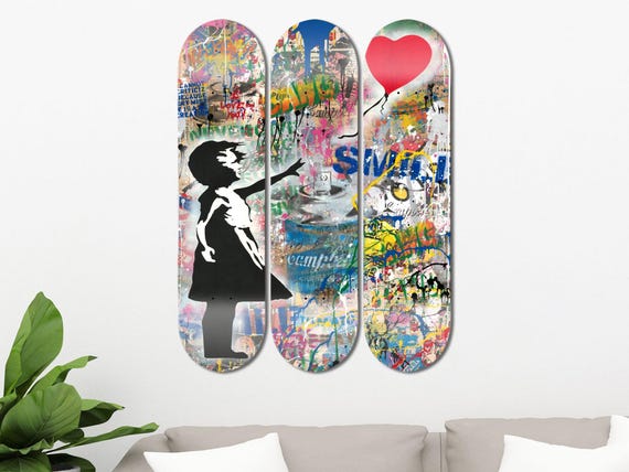 BANKSY SKATEDECK LOVE IN THE AIR　6550 BANKSY SKATEDECK LOVE IN THE AIR 6550 BANKSY FLOWER THROWER