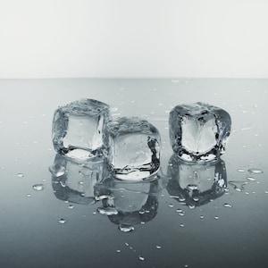 1 PIECE Fake Ice Cube / fake ice for photography / Fake Acrylic Ice