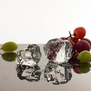 1 PIECE Fake Ice Cube / fake ice for photography / Fake Acrylic Ice