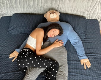 Liefdevolle Bear Puffy, Hug Body Pillow, Pluche Figuur Human Size cadeau voor eenzaamheid, Hug Toy, Easy Sleep Pillow ondersteuning voor knieën terug