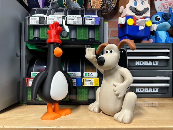 Feathers Mcgraw 3D Printed Figure | Wallace and Gromit - Etsy