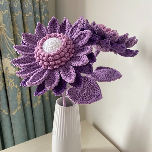 tournesol au crochet violet / fleurs au crochet / tournesol en tricot / fleurs en tricot / fil de cadeaux à tricoter / fleurs de décoration à la maison / cadeau à la maison