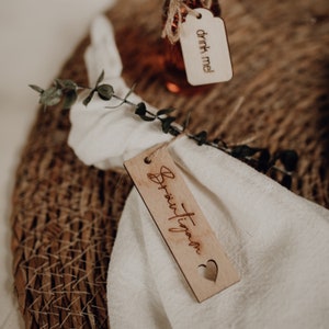 Personalized place card/hanger &quot;name&quot;.