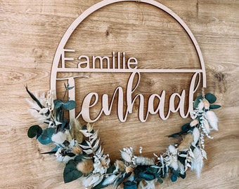 Corona de puerta "Familia" personalizada con flores secas