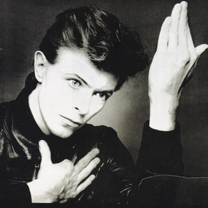 Mini Póster Vintage Original / Recorte de Libro - David Bowie - Héroes